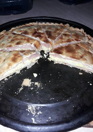 Una foto de Tarta de jamón y queso