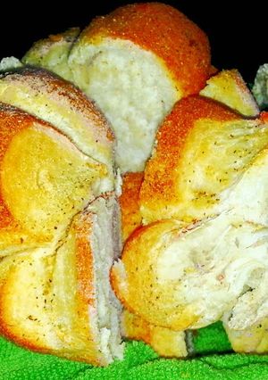 A picture of Mike's 5 MIN Garlic-Parmesan Bread.