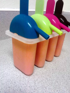 A picture of Fruit Popsicle (Mananaberry).