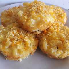 A picture of Baked Crispy Mac & Cheese.