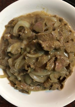 咖喱洋蔥牛肉 的食譜成品照片
