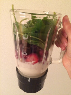 A picture of Berry Spinach Smoothie.