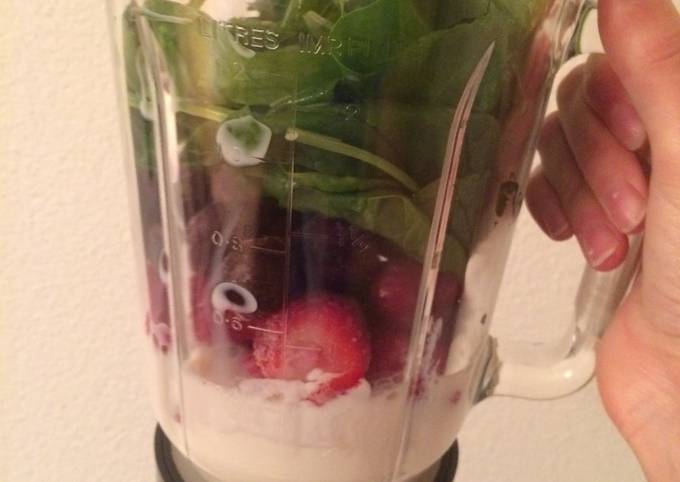 Easiest Way to Make Favorite Berry Spinach Smoothie