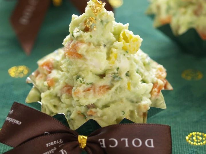 Simple Way Prepare Recipe Creamy Christmas Tree Salad that is Can Pamper Your Tongue, Tasty}