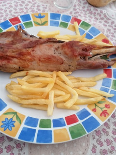 Una foto de Paletilla de cordero a las finas hierbas