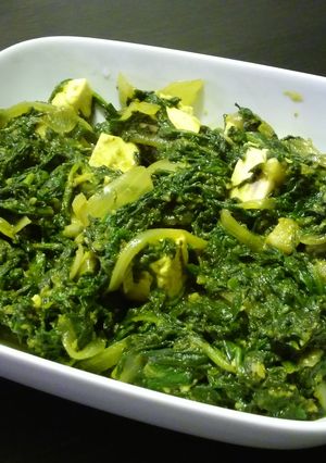 A picture of Spinach bhajj.