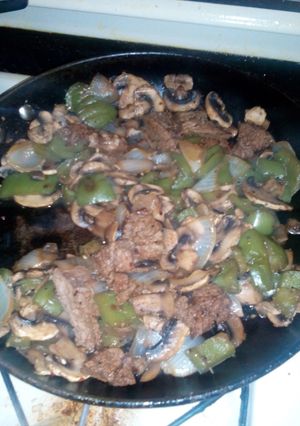 A picture of Beef blade steak(thin cut Chuck) stir fry.