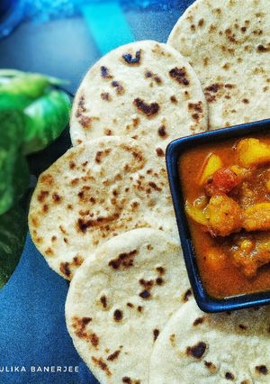 বেবি নান(baby naan recipe in Bengali) রেসিপির প্রধান ছবি