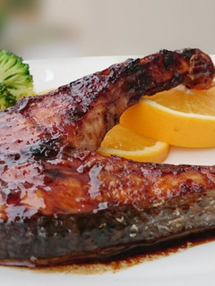 A picture of Salmon In Teriyaki Sauce.