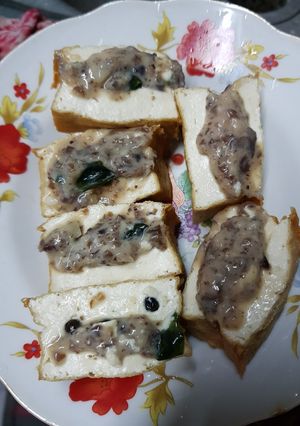 Hình của món Tàu hủ dồi thịt rong biển.