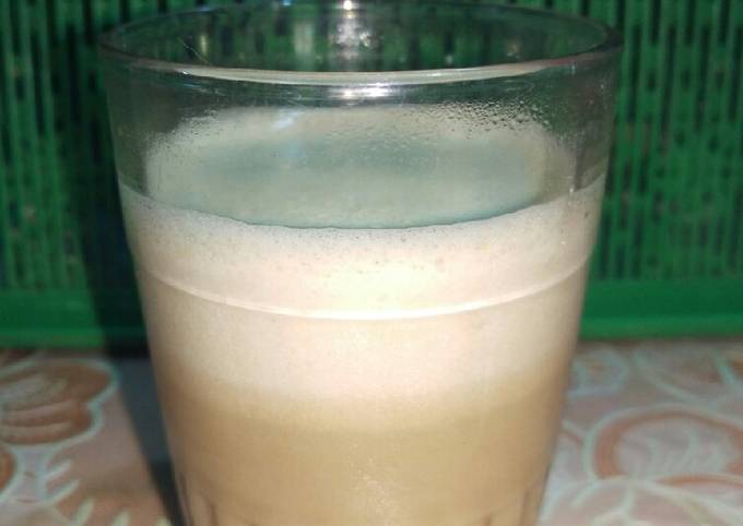 Teh Talua (Egg Tea)