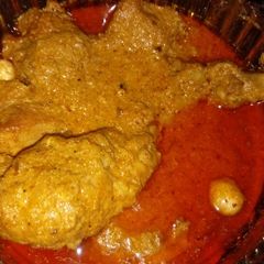A picture of Chicken Shahi korma.