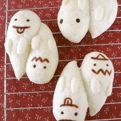 A picture of Halloween Twin Ghosts Bread.