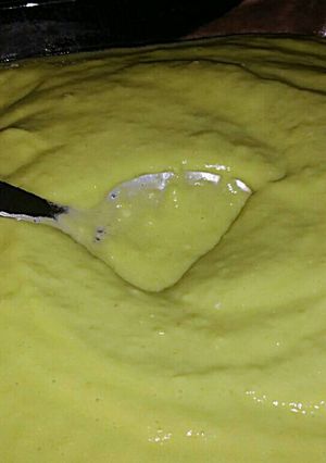 Una foto de HU3RAz♡ Salsa de Aguacate "Picosa" =)~