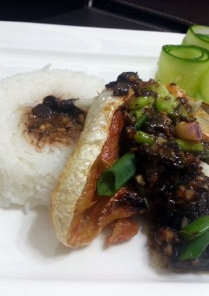 A picture of Salmon With Garlic Black Bean Sauce.