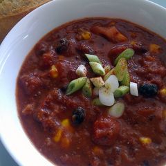 A picture of Vickys Chunky Chilli Bean Soup, GF DF EF SF NF.