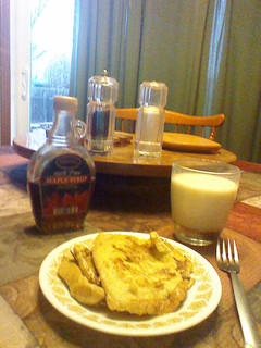 A picture of French toast.