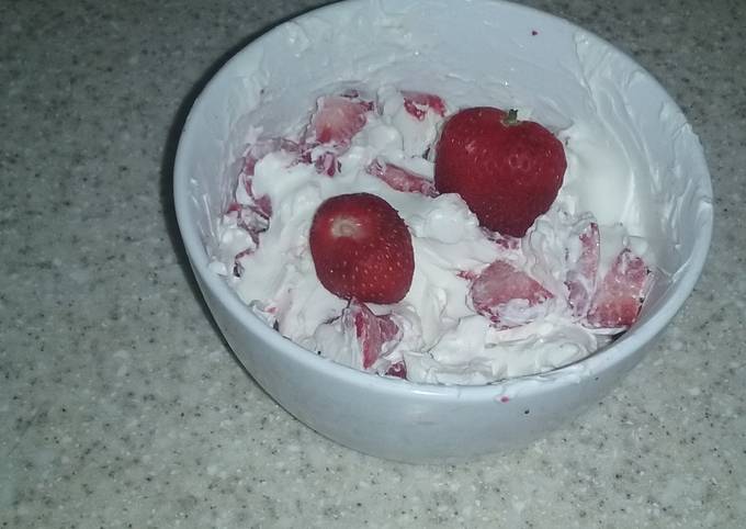 Quick strawberry cream cheese