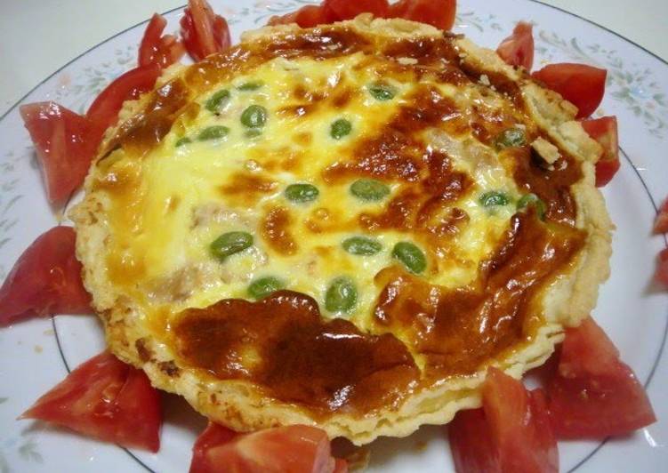 Recipe of Perfect Easy Salmon and Onion Quiche with Handmade Dough