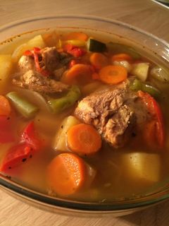 صورة لوصفة شوربة الدجاج بالخضار🍲