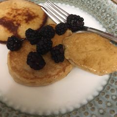 A picture of 3 ingredient fake pancakes (made with oats and cottage cheese).