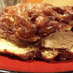 Apple Fritter Ice Cream Sandwich A picture of Apple Fritter Ice Cream Sandwich.