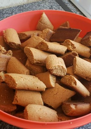A picture of Ginger  cakes.