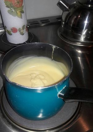 Una foto de Crema pastelera 😋😘