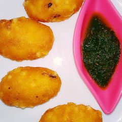 A picture of Sabudana vada.