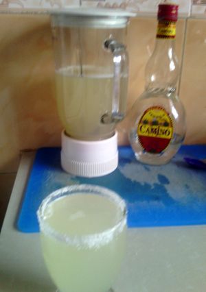 A picture of Tequila Lemonade.