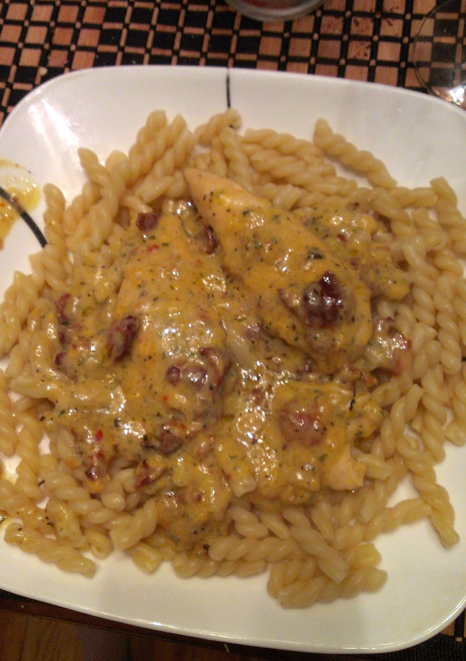 A picture of cheddar bacon ranch chicken.