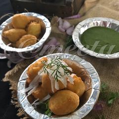 A picture of Raam Ladoo.