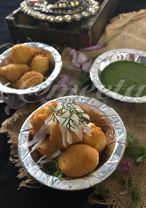 A picture of Raam Ladoo.