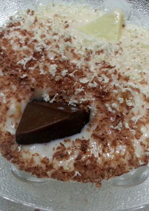 A picture of LG CHOCOLATE PARFAIT.