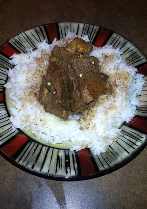 A picture of pepper steak with soy.