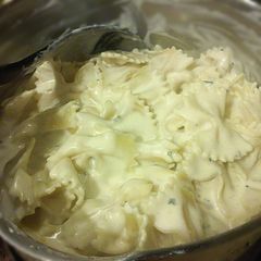 A picture of Cream Cheese Alfredo Sauce.