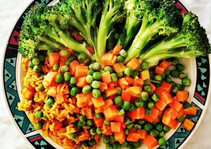 Recipe of Thomas Keller Curry brown rice with veggies