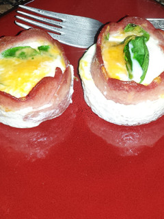 A picture of Low Carb Bacon and Egg Cupcakes.