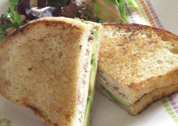 Step-by-Step Guide to Prepare Quick Tuna Melt