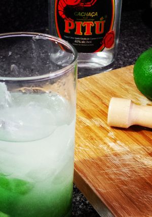 A picture of Caipirinha.