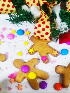 A picture of Jaggery Gingerbread Cookies.