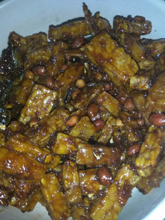 Foto resep Kering / orek tempe, kacang dan teri super gampang