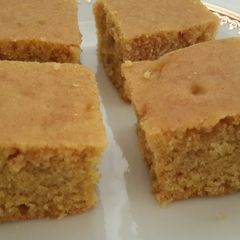 A picture of Vegan turmeric cake.