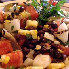 Grilled corn, onion and bean salsa A picture of Grilled corn, onion and bean salsa.