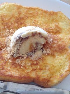 早餐 法式吐司+冰淇淋 的食譜成品照片