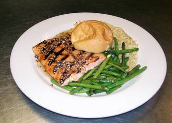 How to Recipe Perfect Maple Syrup Pecan Glazed Grilled Salmon with Wild Rice and Green Beans