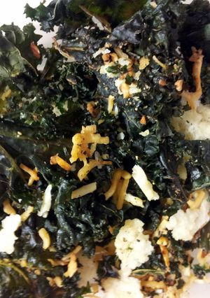 A picture of Parmesan kale chips.