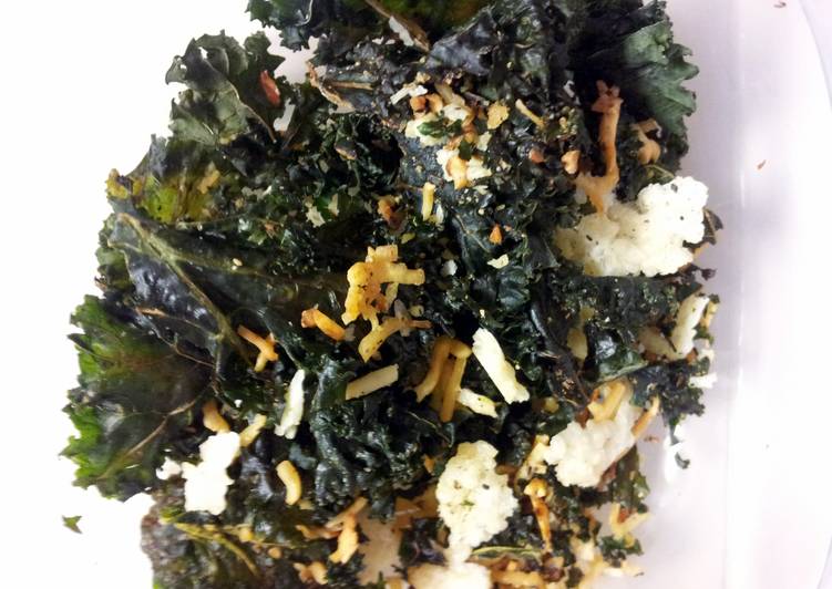 Recipe of Speedy Parmesan kale chips