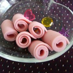A picture of For Bentos Fish Sausage Rolls.