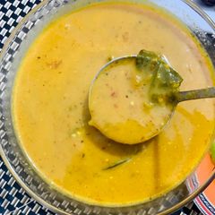 A picture of Malaysian curry (Lemak) made with coconut milk.
